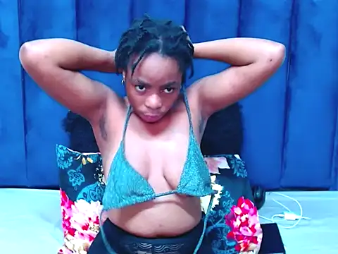 SMALLBOOBSXX online show from 29, 3, 2026