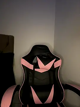 Manu 2002  online show from 28, 9, 2025