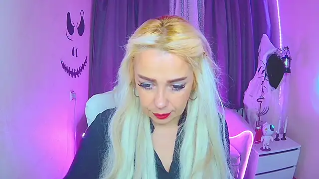 KatrinaCharm online show from 2, 11, 2025