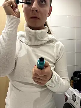 Snapshot of Emma_115 chatting on 8, 1, 2026 Emma 115 online show from 8, 1, 2026