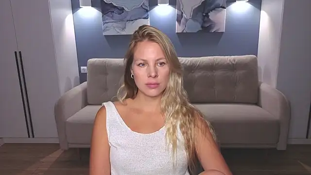 MelanieBennett online show from 12, 9, 2025