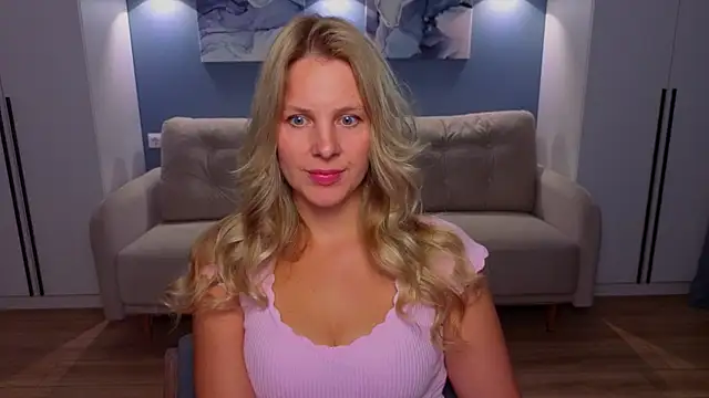 MelanieBennett online show from 13, 7, 2026