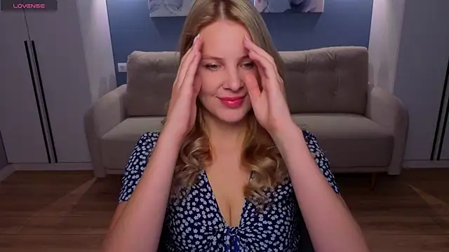 Snapshot of MelanieBennett chatting on 18, 5, 2026 MelanieBennett online show from 18, 5, 2026