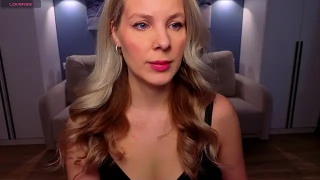 MelanieBennett online show from 4, 4, 2026