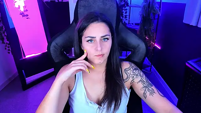 Snapshot of ValeriiMills chatting on 22, 9, 2025 ValeriiMills online show from 22, 9, 2025