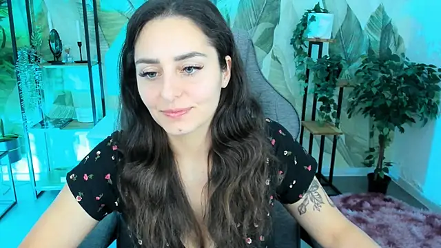 Snapshot of ValeriiMills chatting on 20, 10, 2025 ValeriiMills online show from 20, 10, 2025