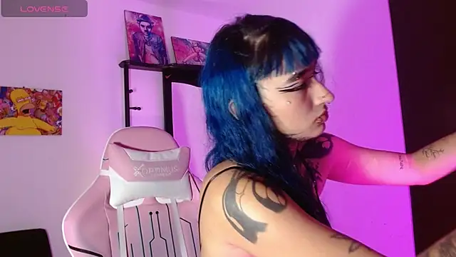 SharaRoss1 online show from 12, 11, 2025