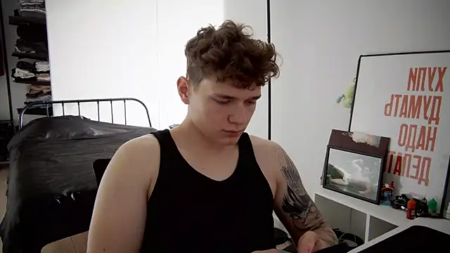 Snapshot of DanyDavis chatting on 23, 9, 2025 DanyDavis online show from 23, 9, 2025