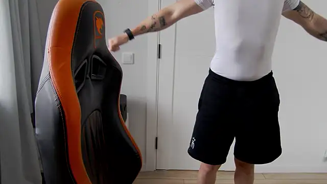 DanyDavis online show from 3, 3, 2026