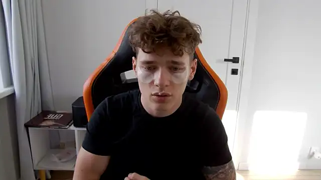 DanyDavis online show from 4, 3, 2026