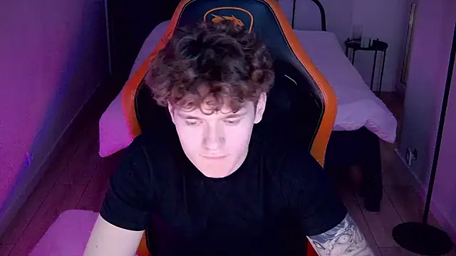 Snapshot of DanyDavis chatting on 10, 9, 2025 DanyDavis online show from 10, 9, 2025