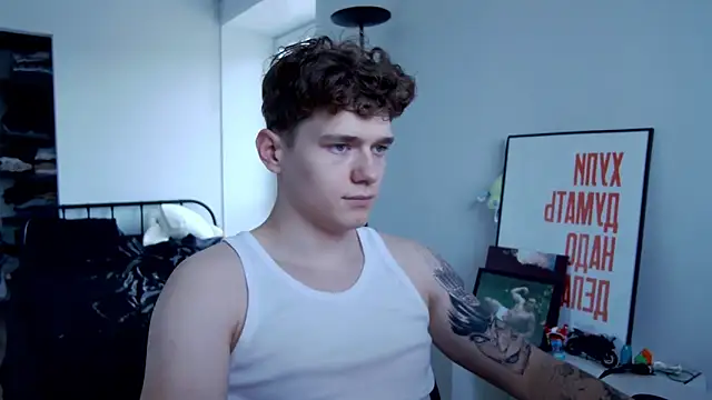 Snapshot of DanyDavis chatting on 1, 10, 2025 DanyDavis online show from 1, 10, 2025