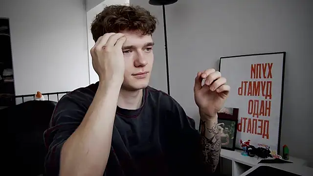 Snapshot of DanyDavis chatting on 22, 9, 2025 DanyDavis online show from 22, 9, 2025