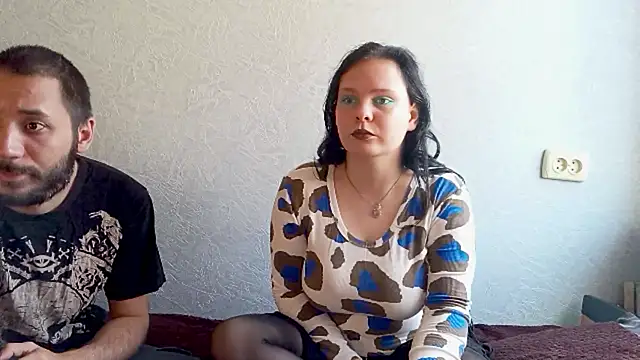 SweetPiggyx online show from 2, 6, 2026