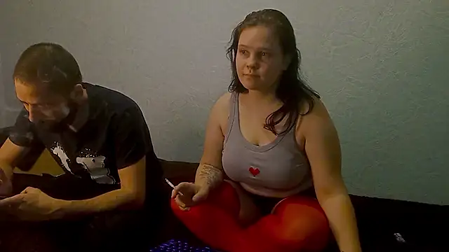 SweetPiggyx online show from 28, 3, 2026