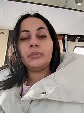 Claudia hotxxx online show from 27, 11, 2025