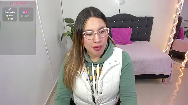 saaya tay online show from 16, 9, 2025