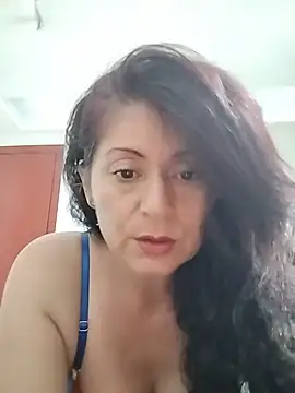 lunadicty online show from 4, 6, 2026
