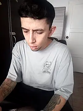 Snapshot of Chris__Jones chatting on 19, 10, 2025 Chris Jones online show from 19, 10, 2025