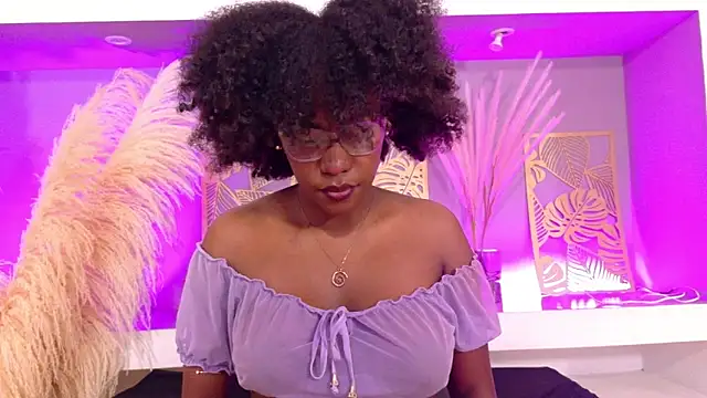 RachelStonne online show from 24, 11, 2025