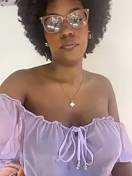 Snapshot of RachelStonne chatting on 7, 7, 2026 RachelStonne online show from 7, 7, 2026