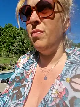 chupasexy online show from 25, 5, 2026