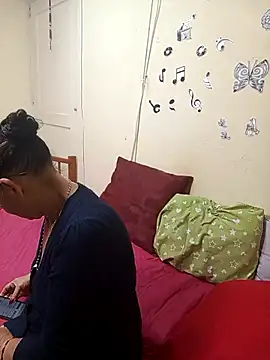 katrina perez online show from 13, 11, 2025