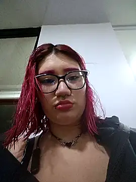 Cerecitaa02  online show from 17, 4, 2026