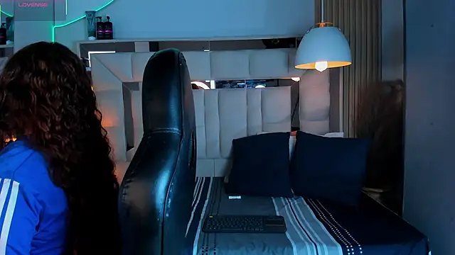 AmmberJones online show from 13, 1, 2026