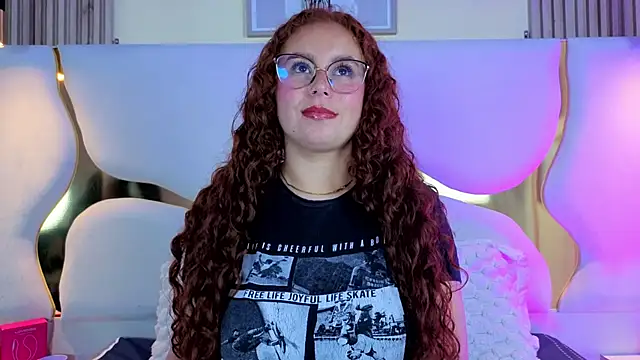 AmmberJones online show from 19, 9, 2025