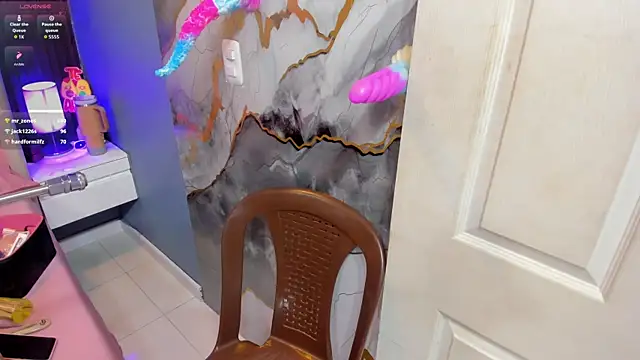 Sasha  moore online show from 25, 9, 2025