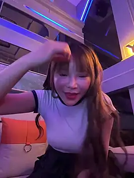 manycoco online show from 21, 3, 2025