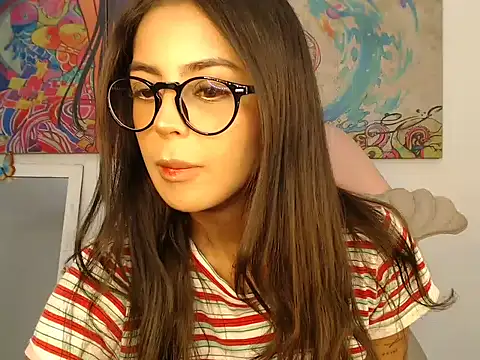 Snapshot of Sweetcandy18_Little chatting on 15, 10, 2025 Sweetcandy18 Little online show from 15, 10, 2025