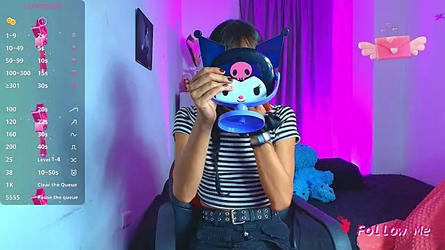 Snapshot of SkylerBennet chatting on 13, 7, 2026 SkylerBennet online show from 13, 7, 2026