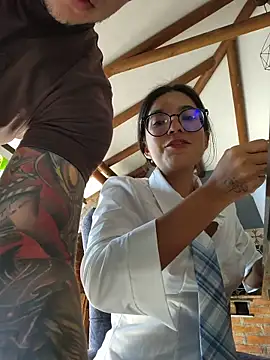 Pretty roxxyy online show from 1, 11, 2025