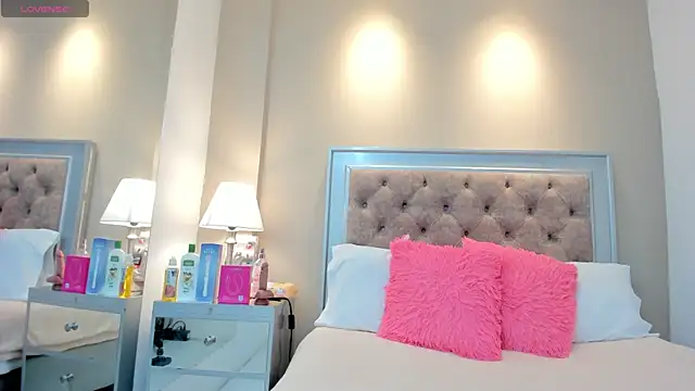 AlexaStorrm online show from 28, 10, 2025