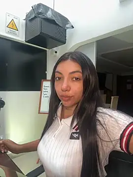 ImAshley1 online show from 9, 9, 2025