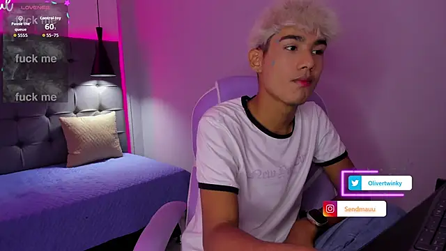 Snapshot of OliverTwinky chatting on 16, 9, 2025 OliverTwinky online show from 16, 9, 2025