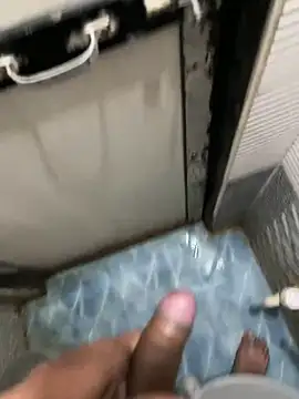 Hunkk28 online show from 22, 10, 2025