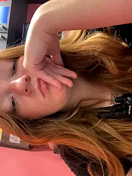 bankruptbabe online show from 15, 9, 2025