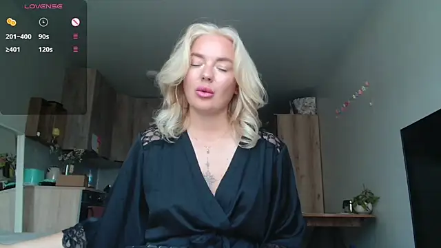 Snapshot of Eva___forever chatting on 2, 7, 2026 Eva forever online show from 2, 7, 2026
