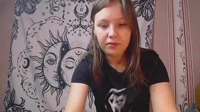 Thighswithspikes online show from 25, 9, 2025