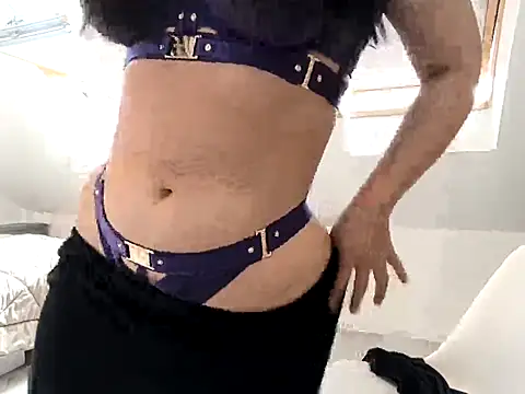 MoonlitLust online show from 22, 5, 2026