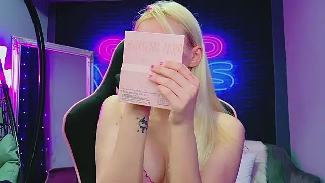 AlessiaCroft online show from 28, 2, 2026