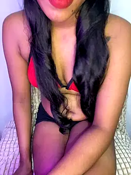 Snapshot of selena_mia chatting on 26, 10, 2025 selena mia online show from 26, 10, 2025