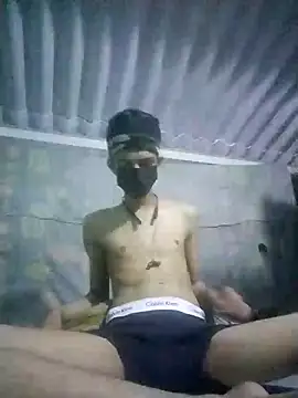 HannanKhan25 online show from 31, 10, 2025