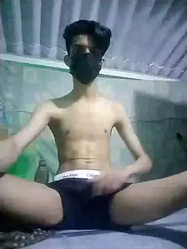 HannanKhan25 online show from 19, 9, 2025