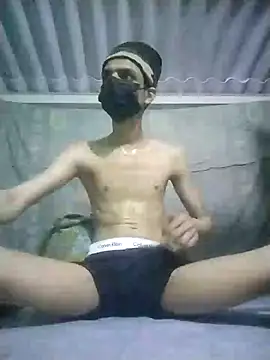 HannanKhan25 online show from 22, 10, 2025