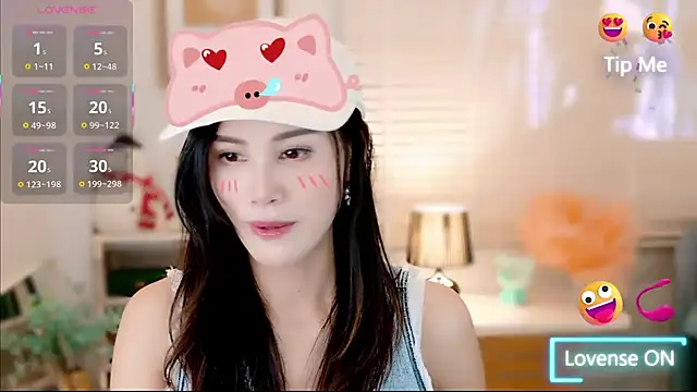 LunaBelle1984 online show from 24, 11, 2025