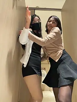 AiBanana online show from 18, 12, 2025